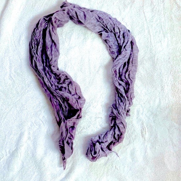 Purple scarf - Picture 1 of 1